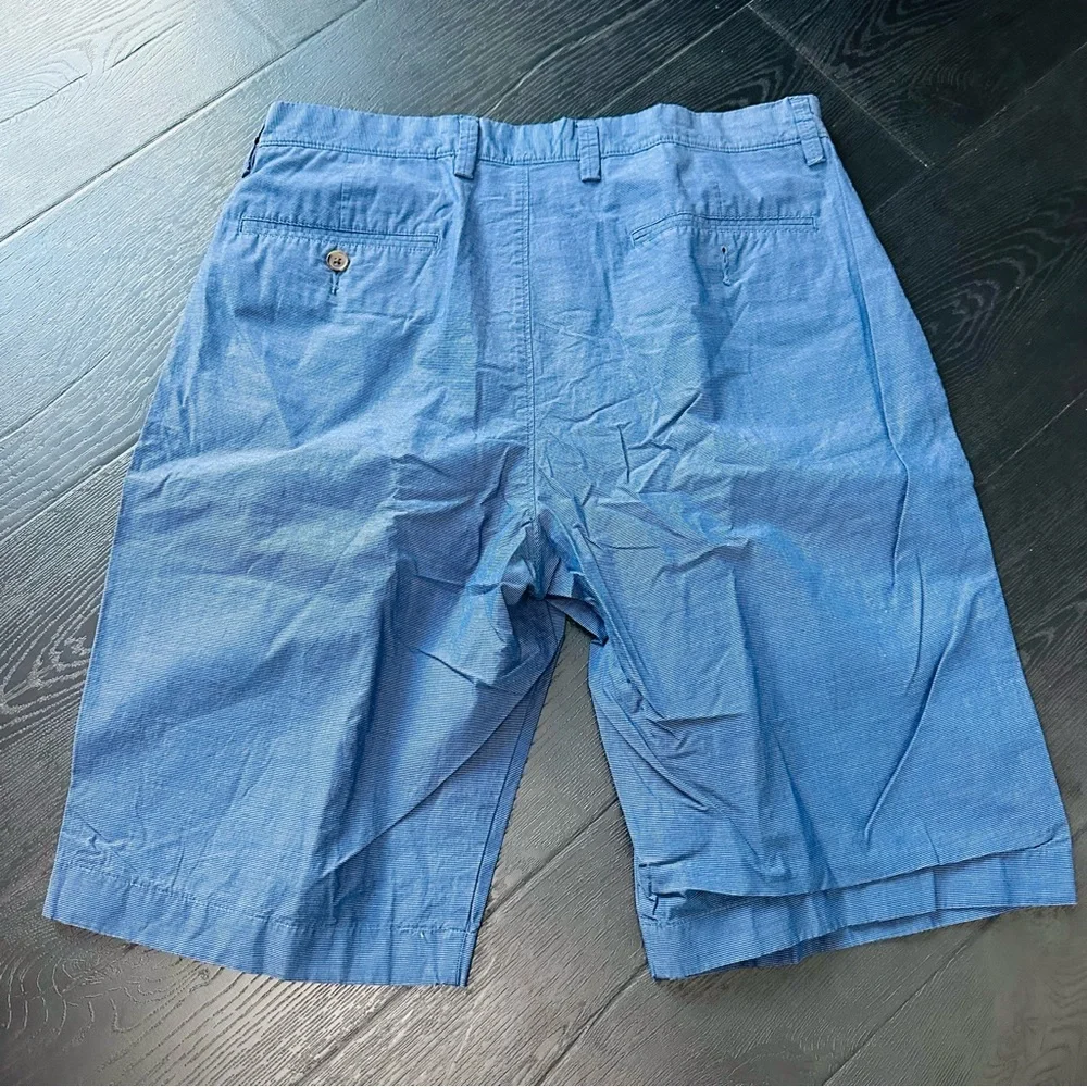 J.CREW RIVINGTON SHORTS - 33” - Picture 3 of 6
